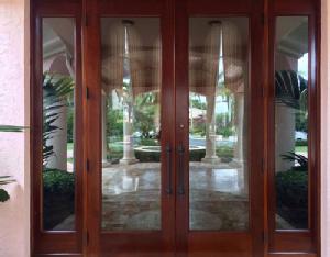 painting contractor Palm Beach before and after photo 1529939634419_door_after_ss